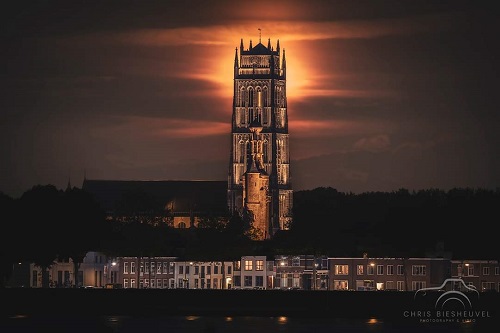 toren van zaltbommel door chris biesheuvel