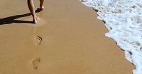 voetstappen in het zand