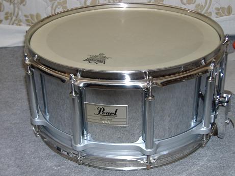 clean pearl steel snaredrum drums