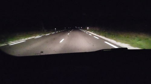 écht donker op de wegen in frankrijk