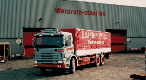 Scania 94G, Waldram Staal